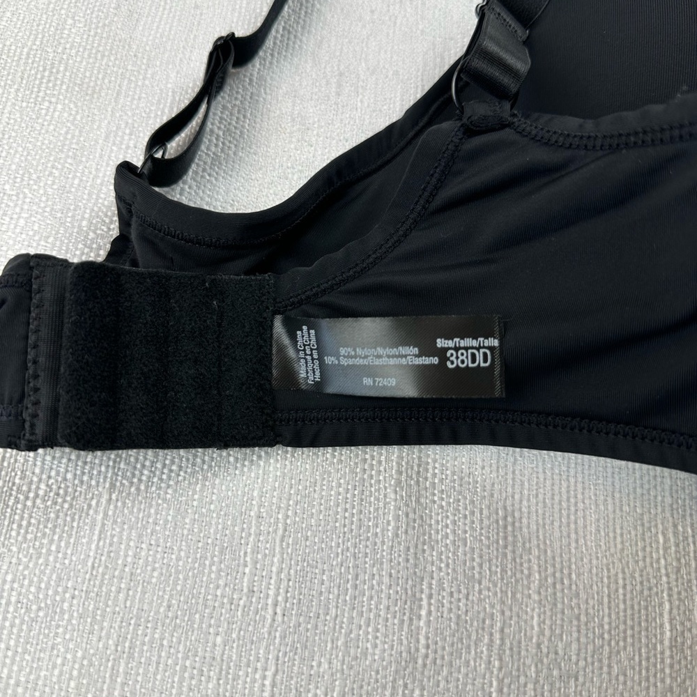 Echo Black Plunge Bra with Adjustable Straps - Picture 3 of 3